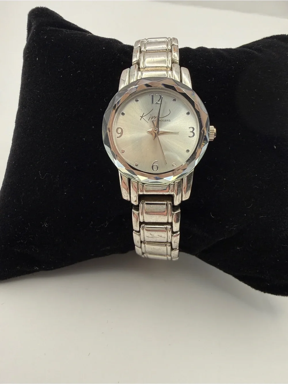 Kim Rogers - Silver‑Tone Watch - Faceted Bezel - New Battery